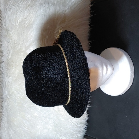 Vintage Eaton Trilby Black with Gold Cord Chenille Hat - Picture 1 of 11